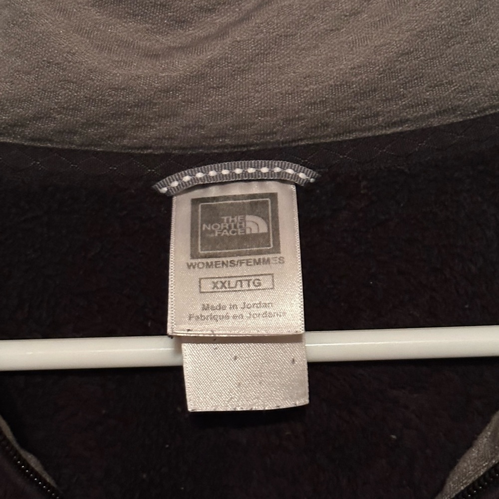 The North Face Pullover - image 3